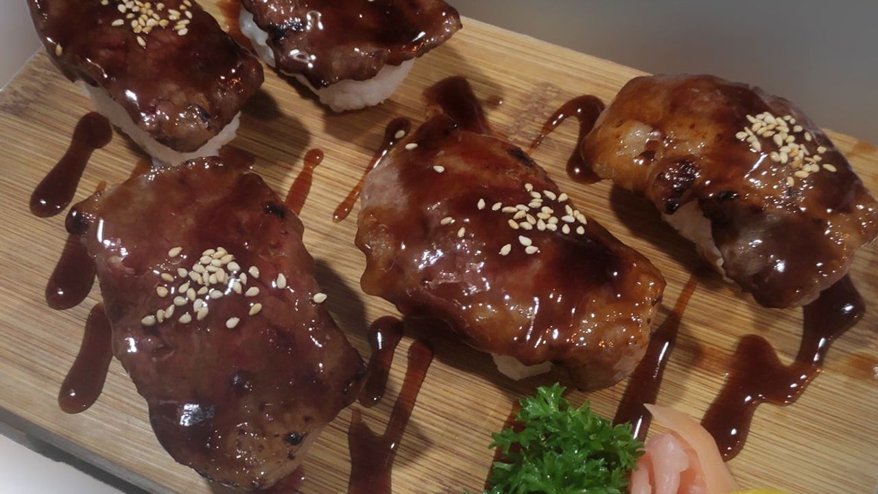 Grilled Wagyu Beef Nigiri (5pcs)