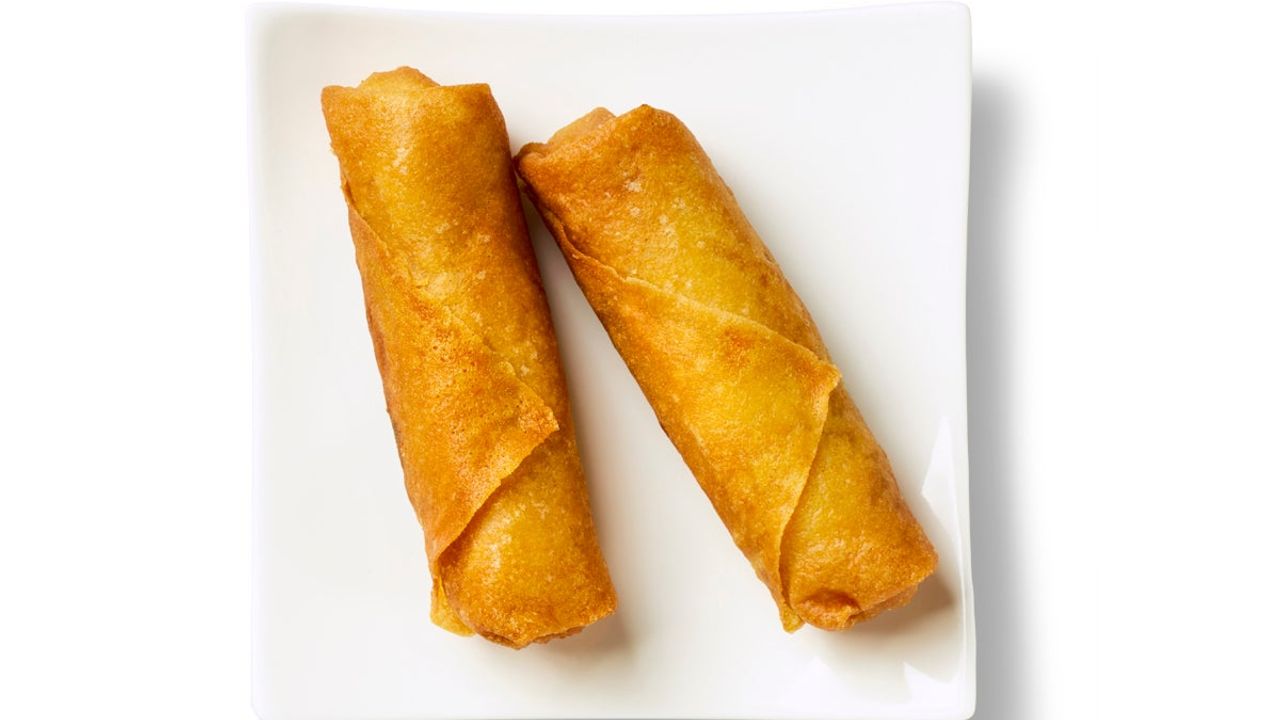 Home-Style Pork Spring Rolls (1233 kJ)