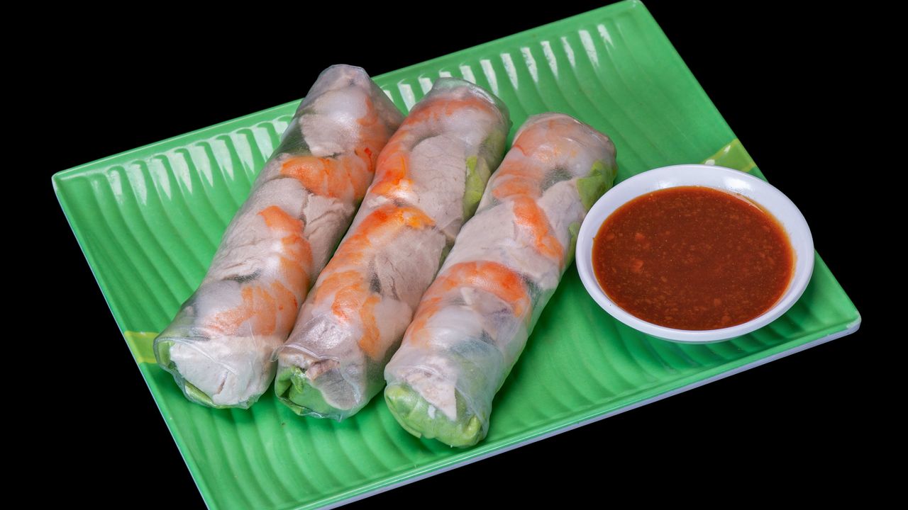 Pork and Prawn Box Goi Cuon (3 Pieces)