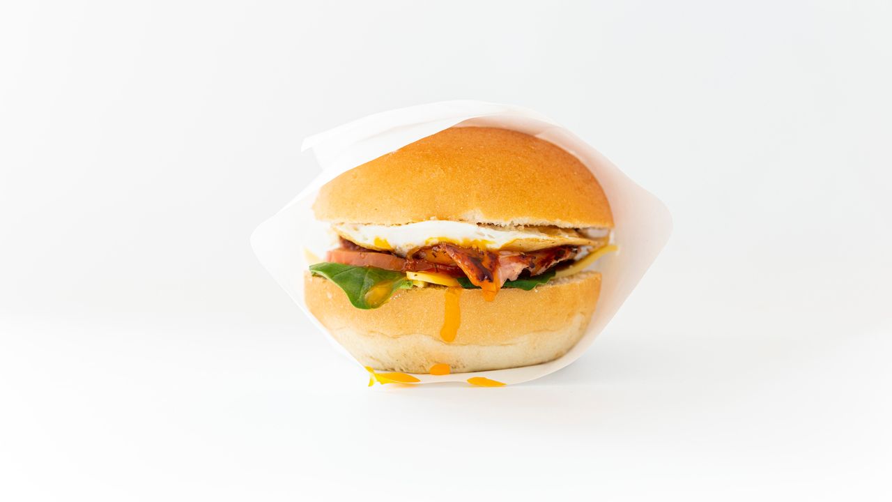 Egg Bacon Cheese Roll