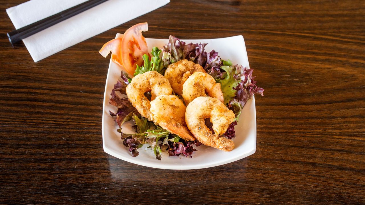 Fried Spicy Prawns (5pcs)
