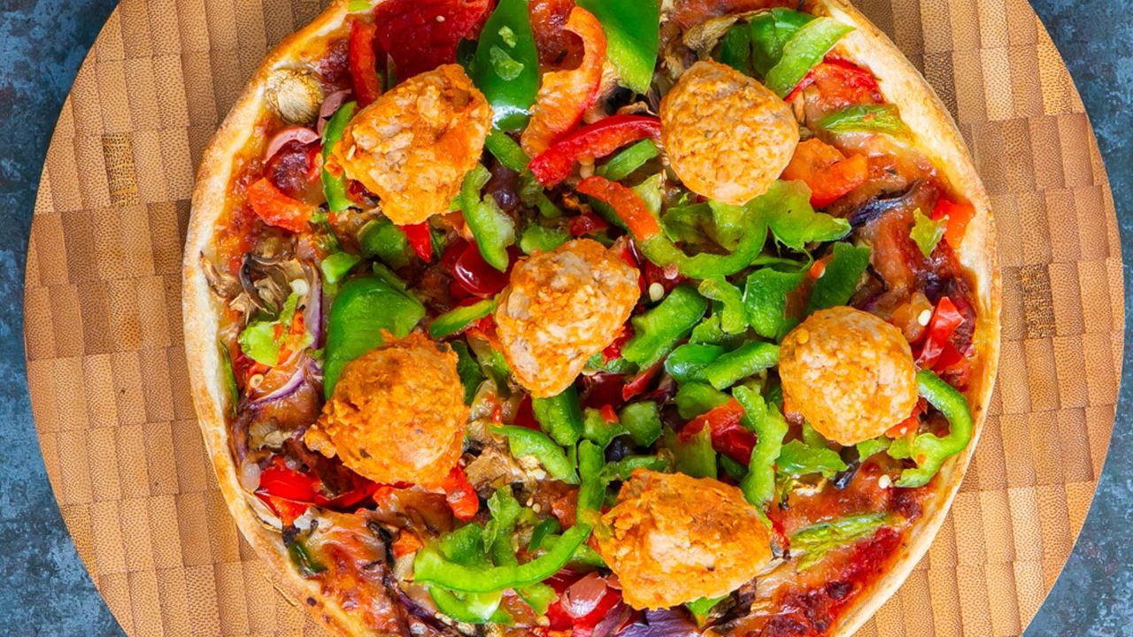 Meatballs Pizza
