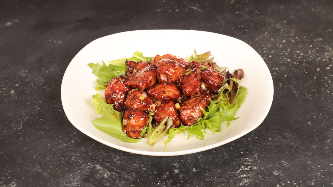 Beef Stir Fried with Ginger and Shallots