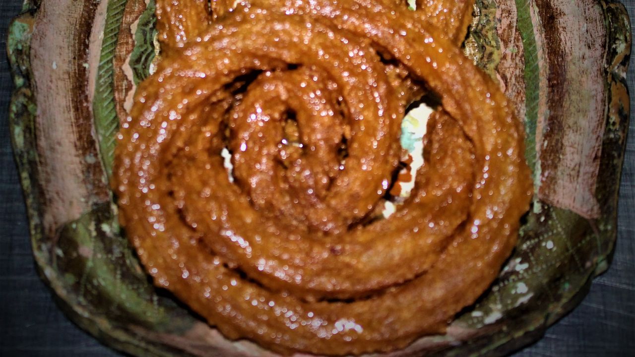 Moshabak Awameh