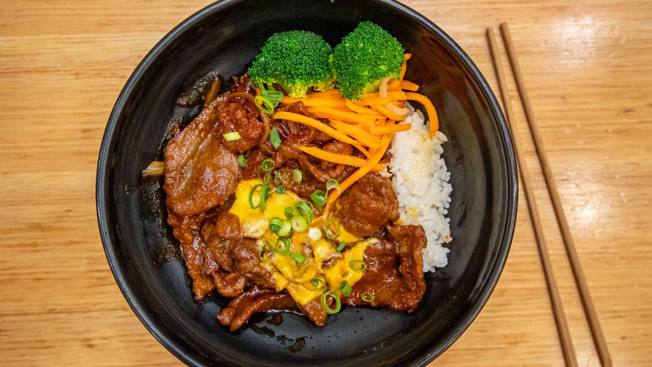 A1. Cheesy Spicy Beef Don ( Wagyu Beef )