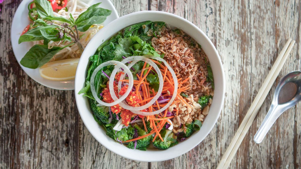 Spicy Pho Blanched Vegetables