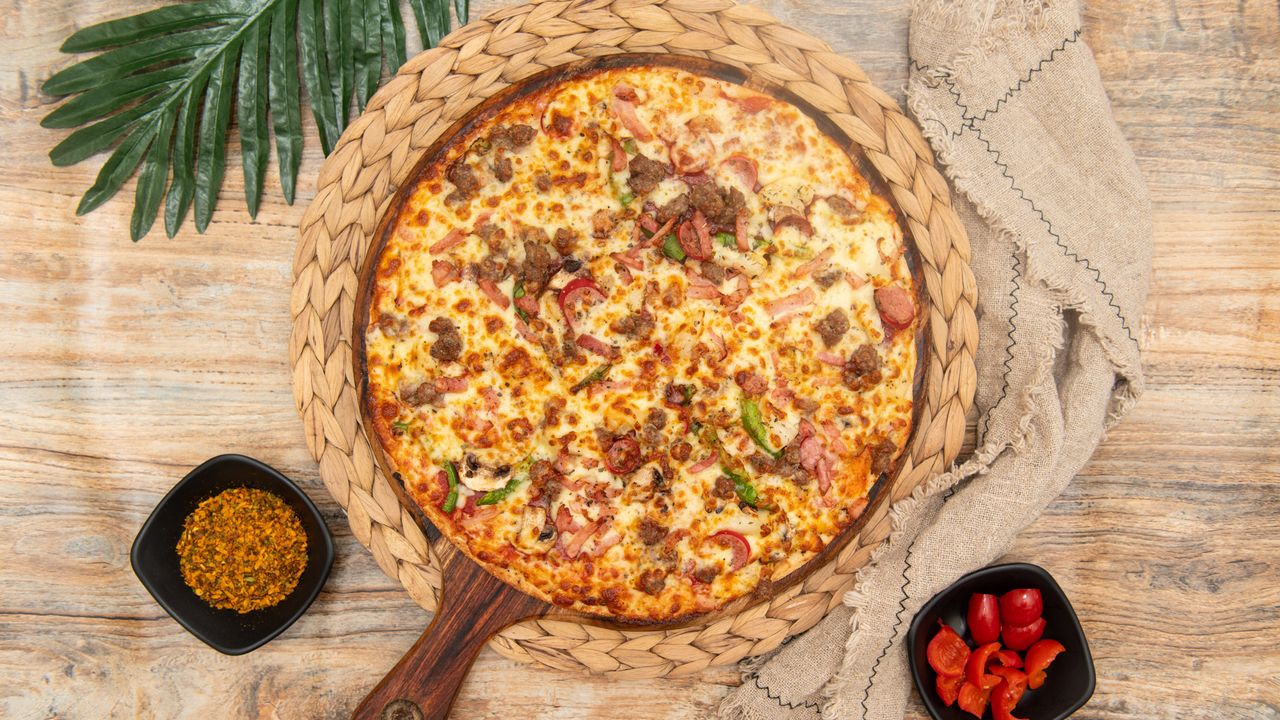 Monk's Supremo Pizza