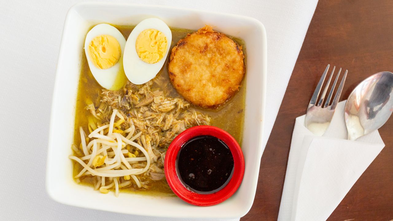 N31. Soto Ayam (Chicken Broth)