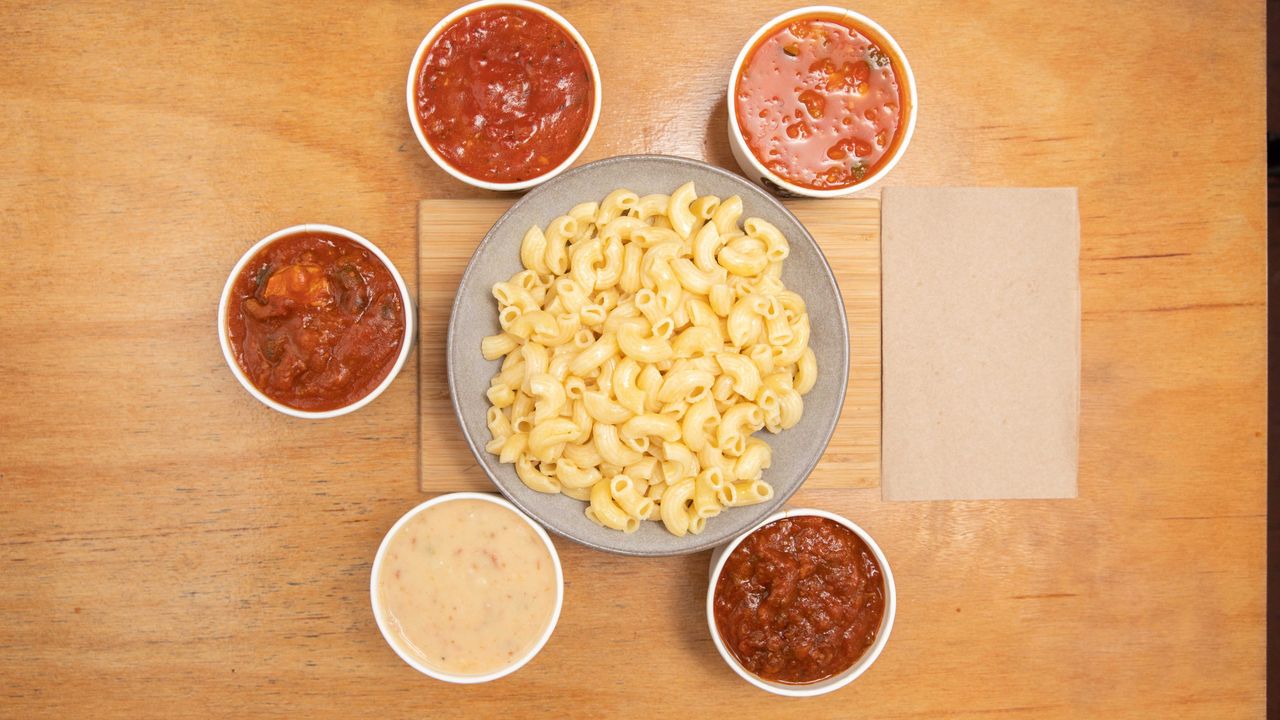 Large Macaroni