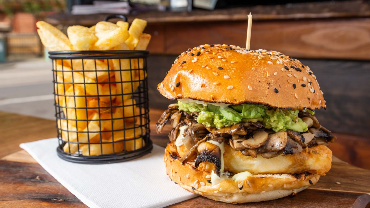 Haloumi & Mushroom Burger