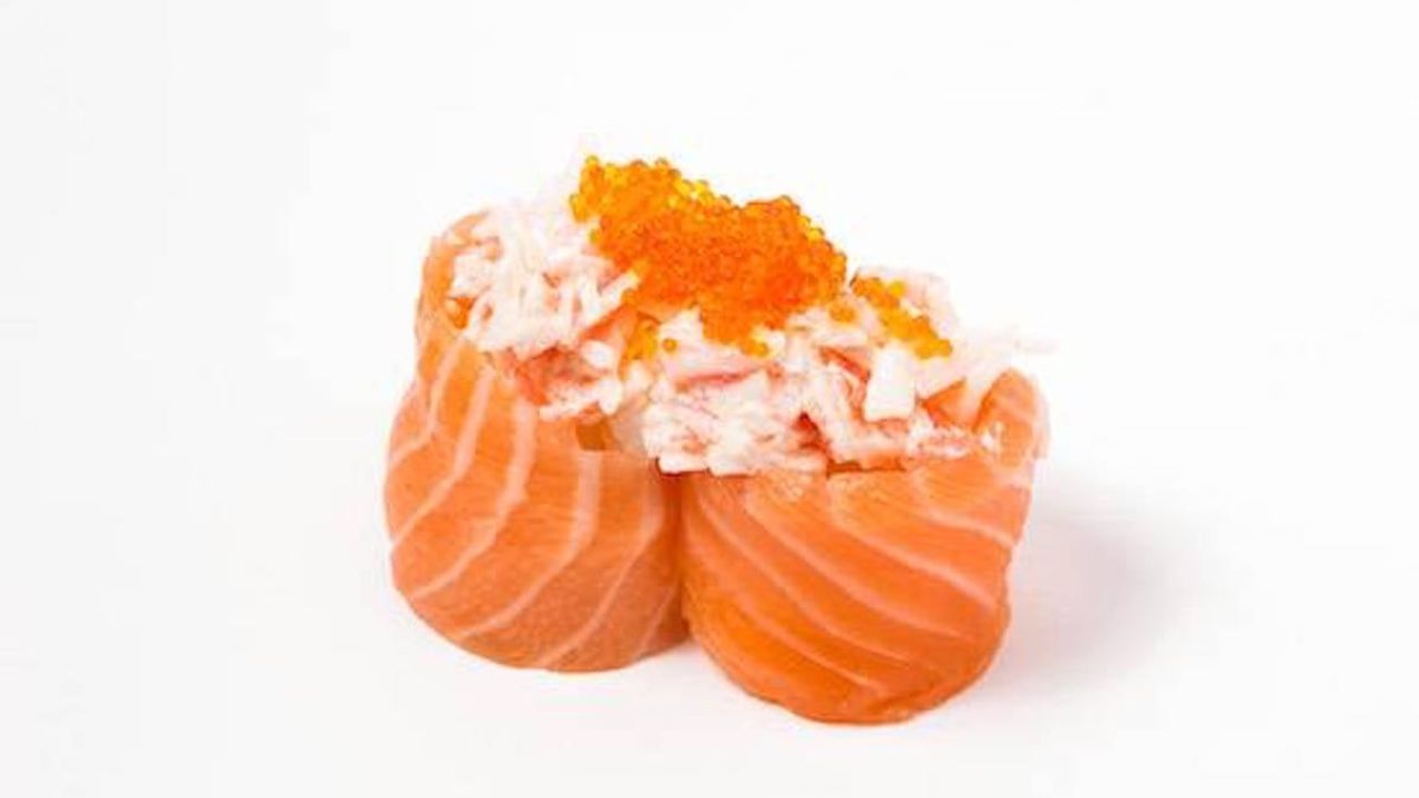 Kanikama Salad & Salmon
