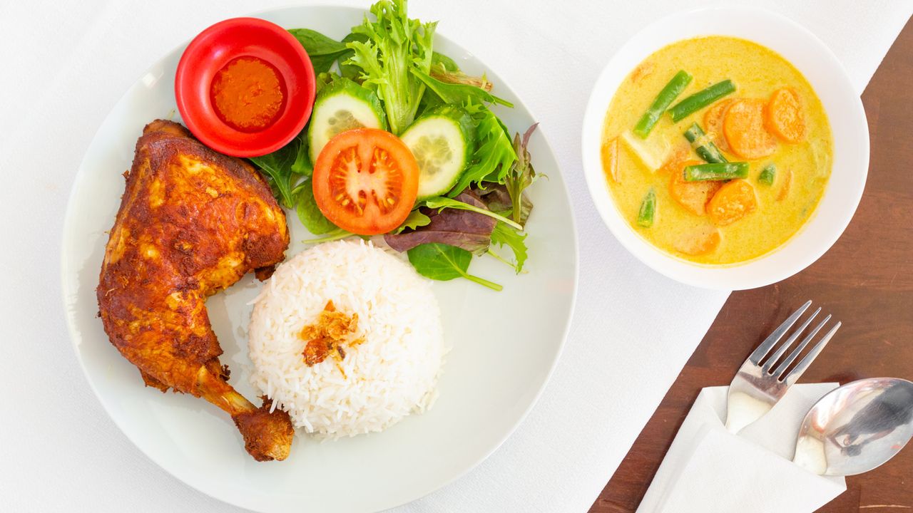 R18. Sayur Lemak Rice Set