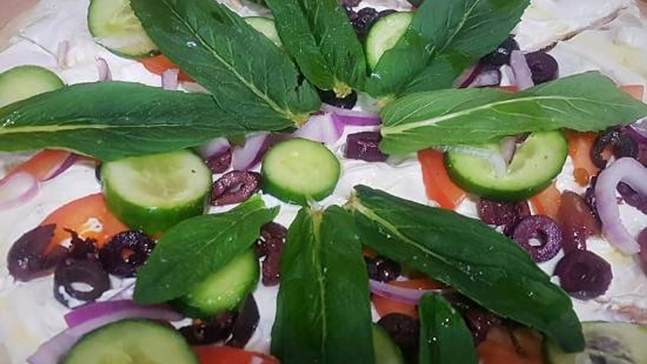 Labneh Pizza