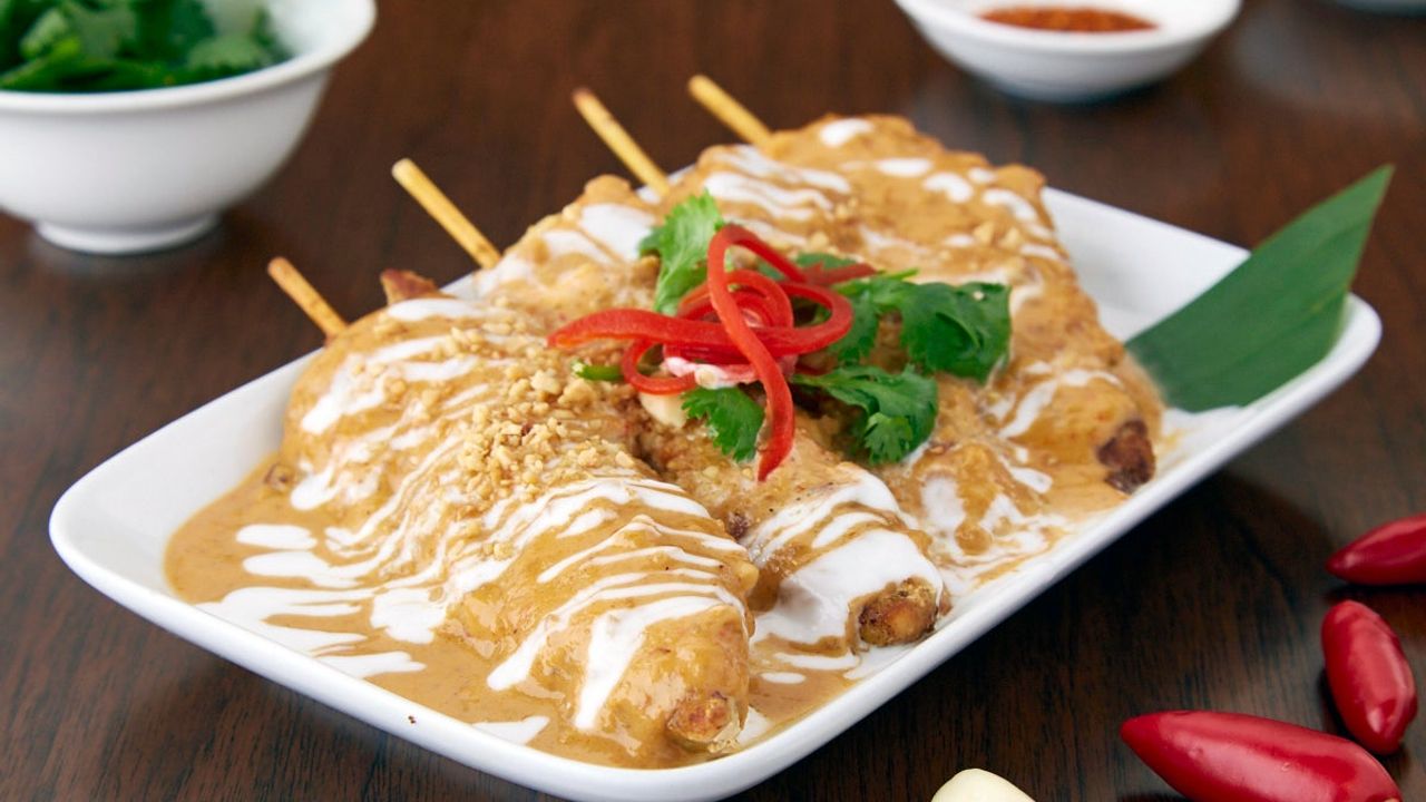 Chicken Satay (4 Sticks)