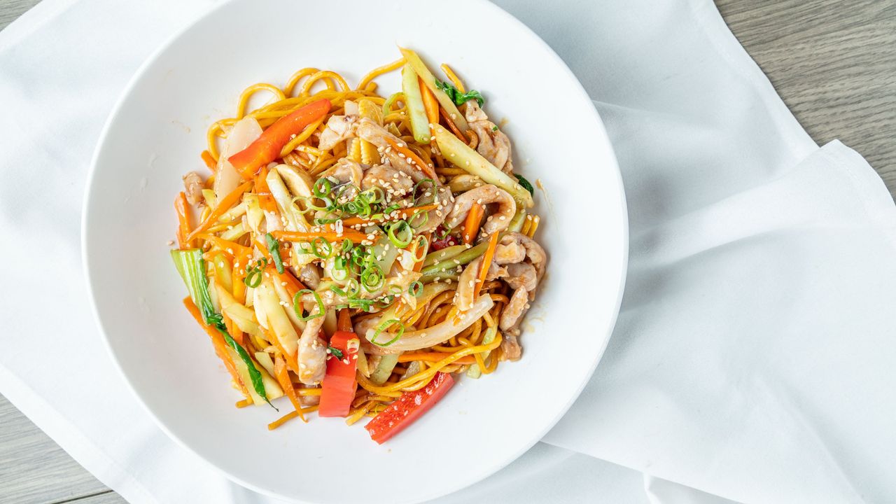 Chicken Stir Fried Noodle with Teriyaki Sauce