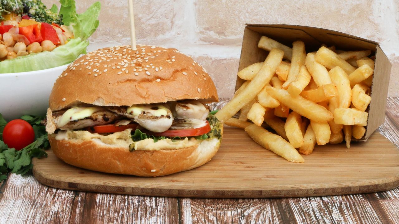 Classic Grilled Chicken Burger