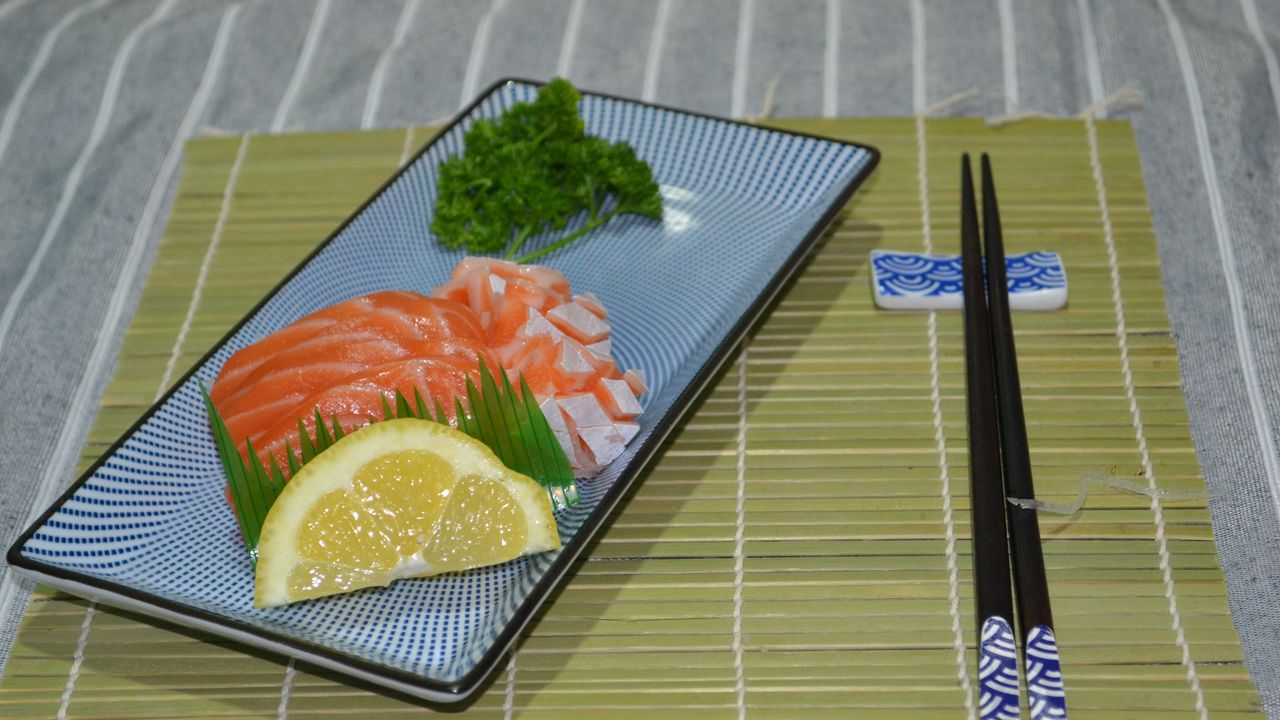 Salmon Only (7pc)