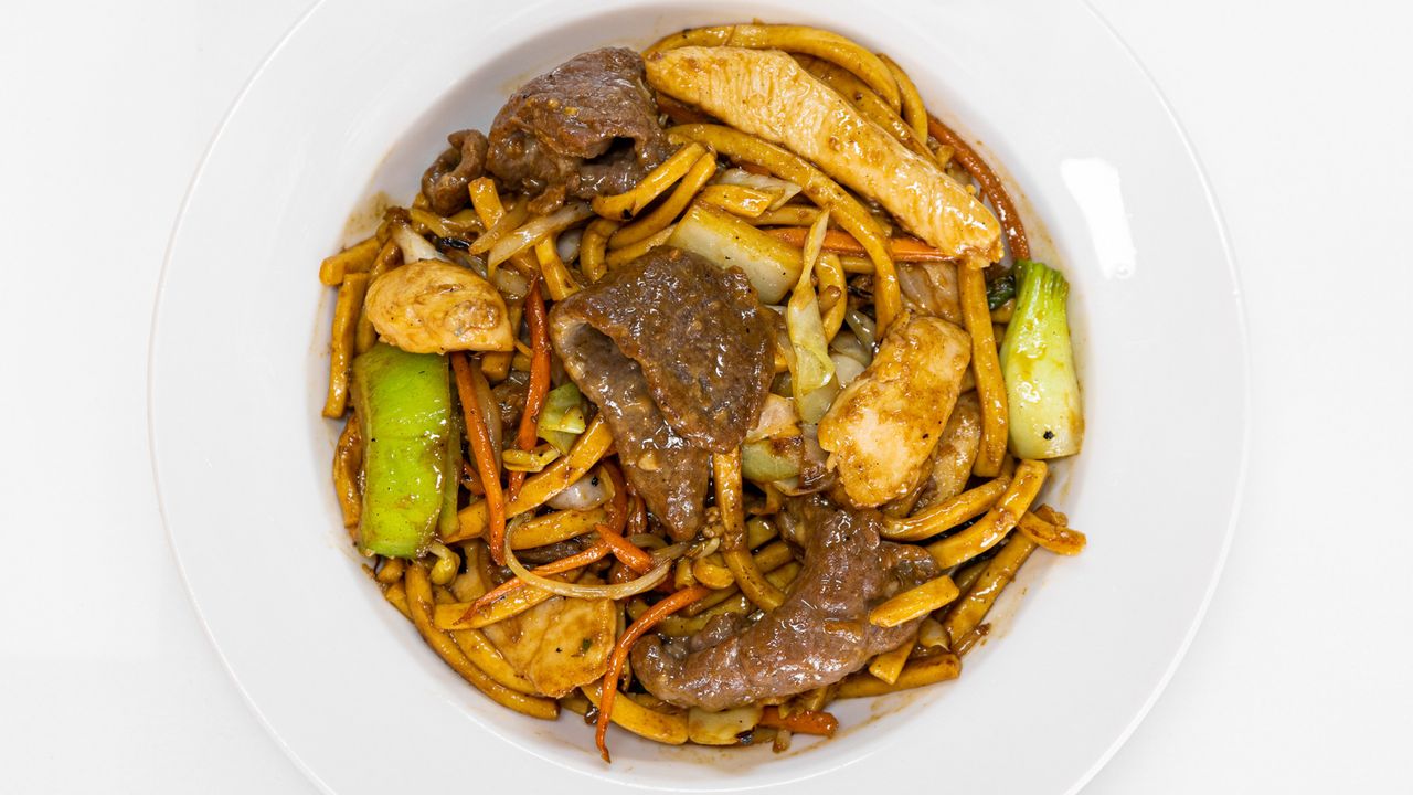 23. Teppanyaki (Teriyaki) Noodle