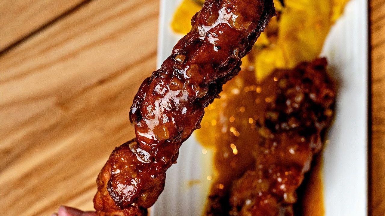 Satay Chicken Skewer (2 Pieces)