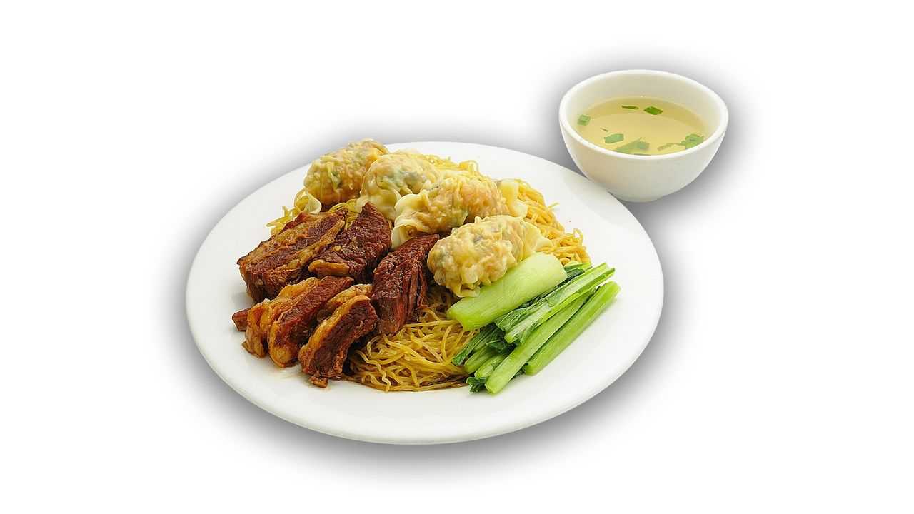 Beef Brisket & Dumpling Dried Egg Noodle