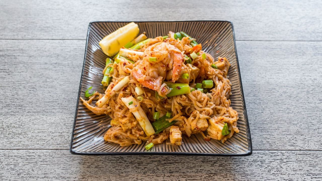 Pad Thai (Rice Noodle) (Mild or Medium)