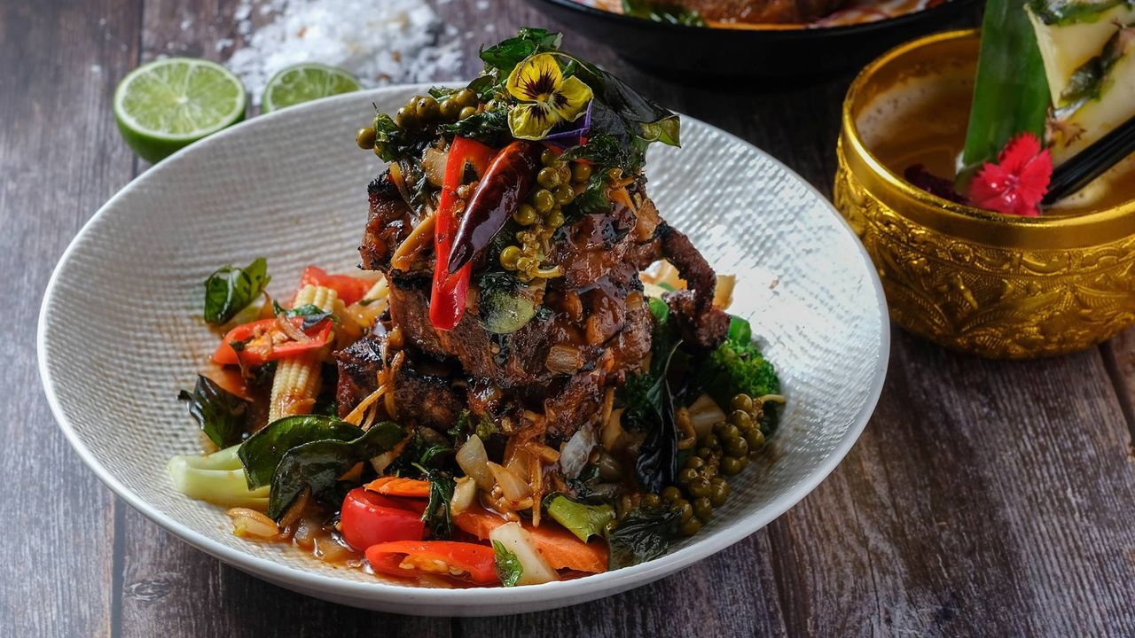 Roasted Lamb Loin Chili Sauce (Spicy)