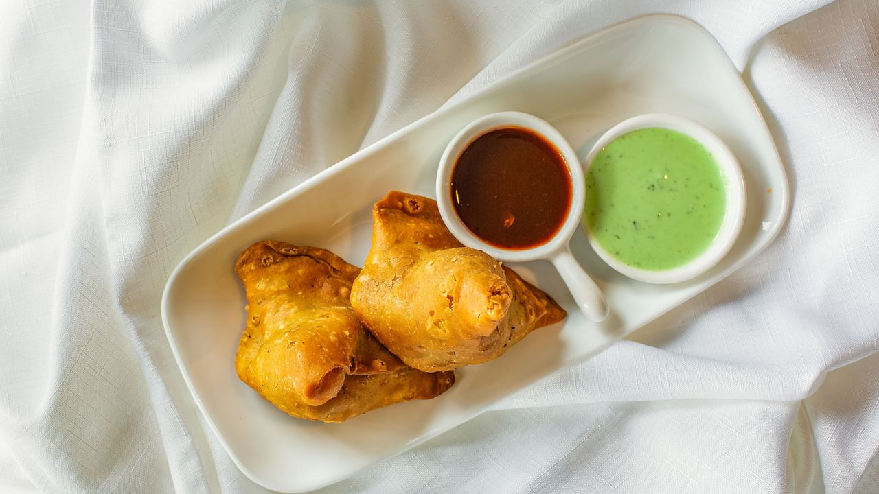 Veg Samosa (2 Pcs.)