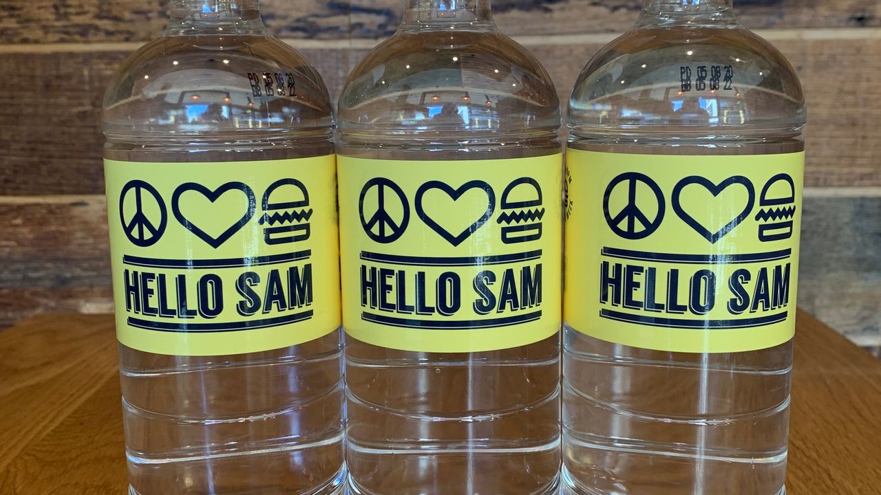 Hello Sam Still Water (500ml)