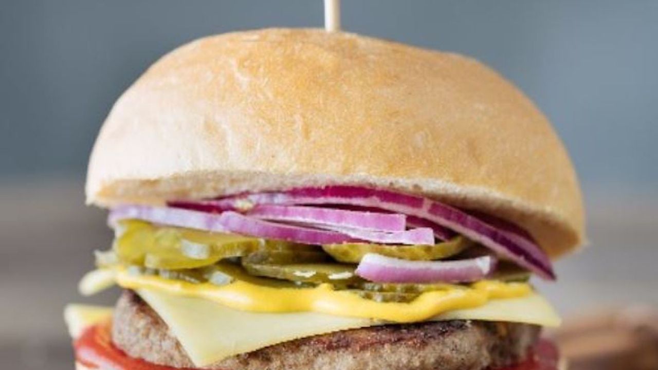 Simply Hardy Burger