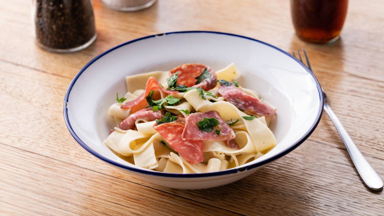 BLACK TRUFFLE & SALAMI