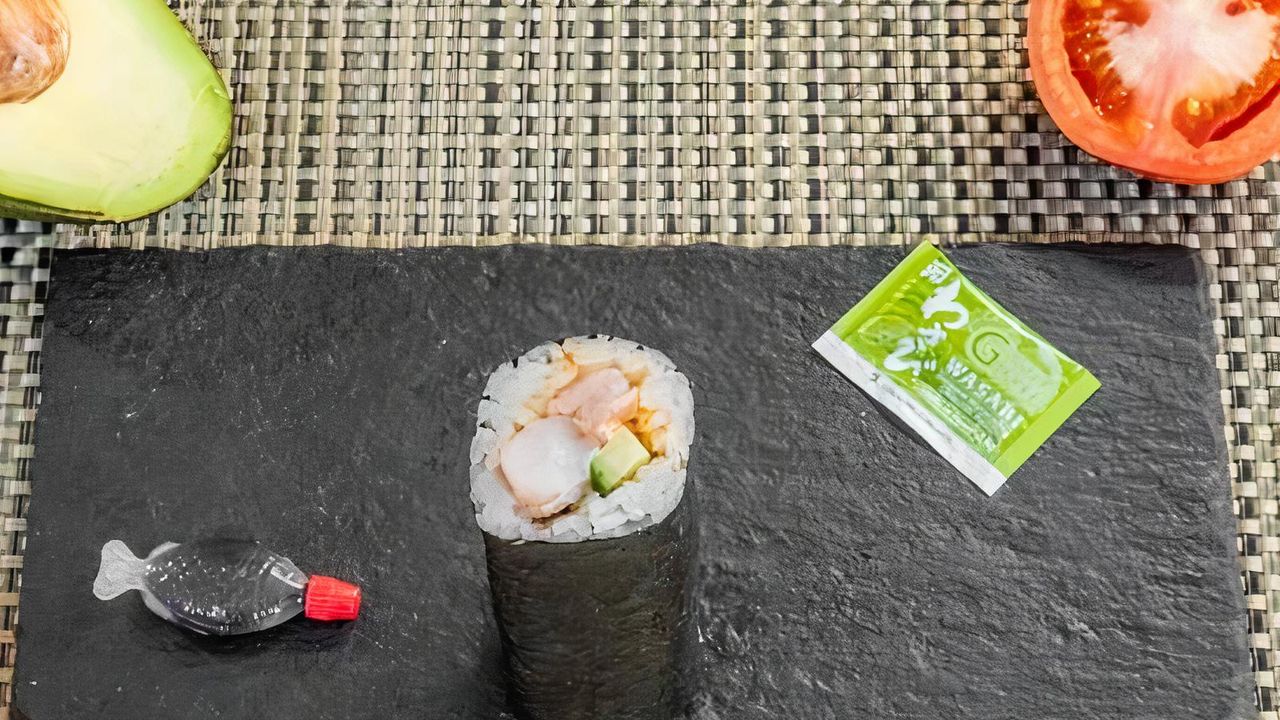 Spicy Prawn Sushi