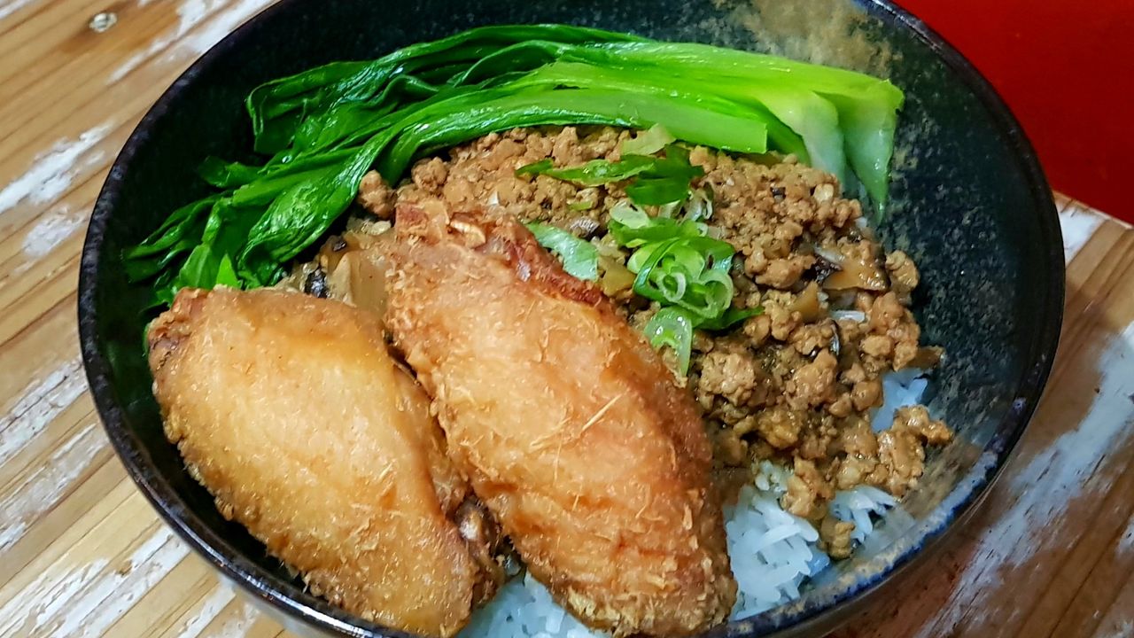 Chicken Wings and Minced Pork Sauce on Rice