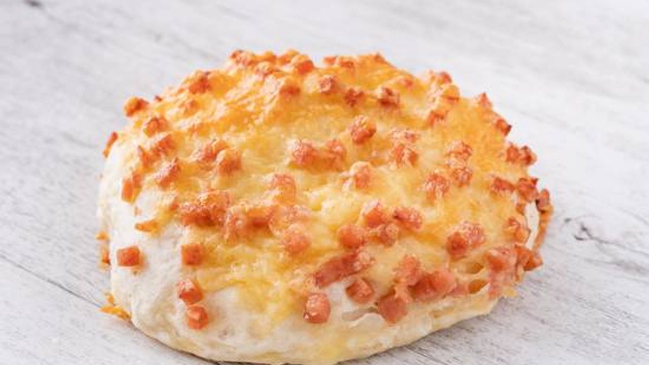 Savoury Roll - Cheese & Bacon