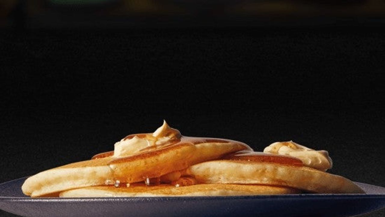 Hotcakes with Butter & Syrup