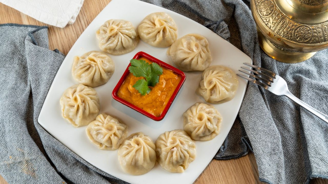 1. Steam Momo (10)
