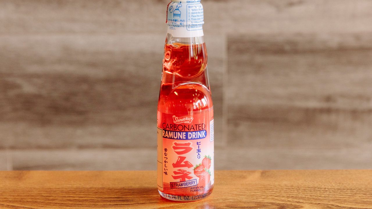 Ramune strawberry