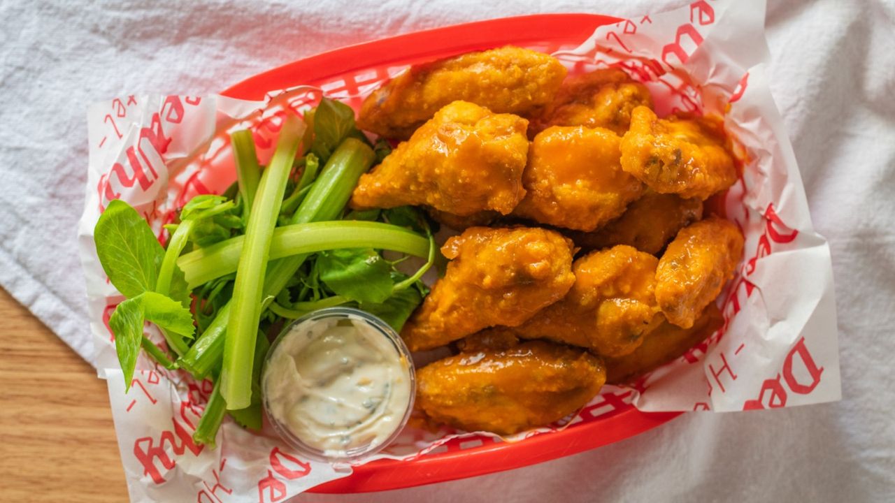 Crispy Fried Chicken Wings