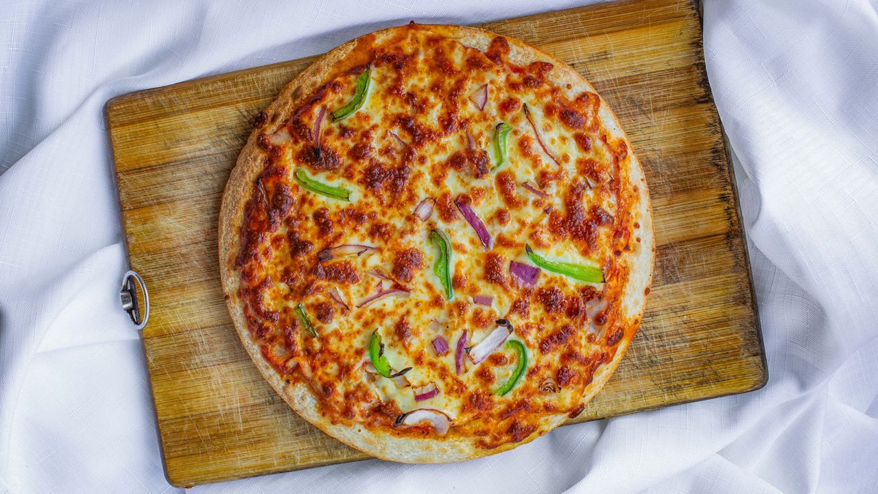 Tandoori Chicken Pizza