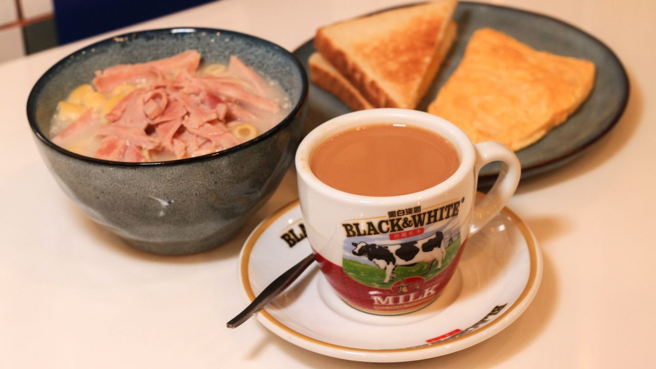 Macaroni Soup with Ham