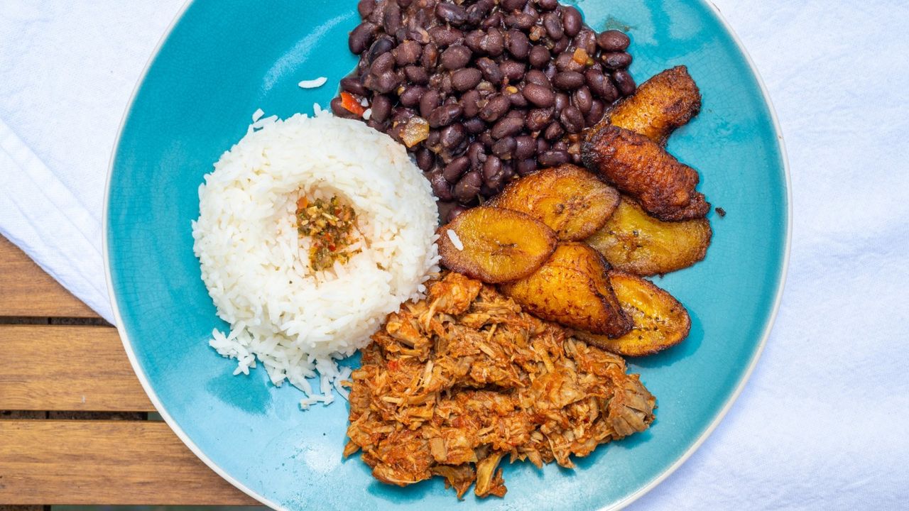 Pabellón on Plate