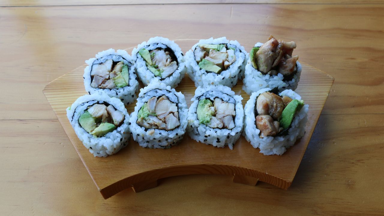 Chicken and Avo Roll