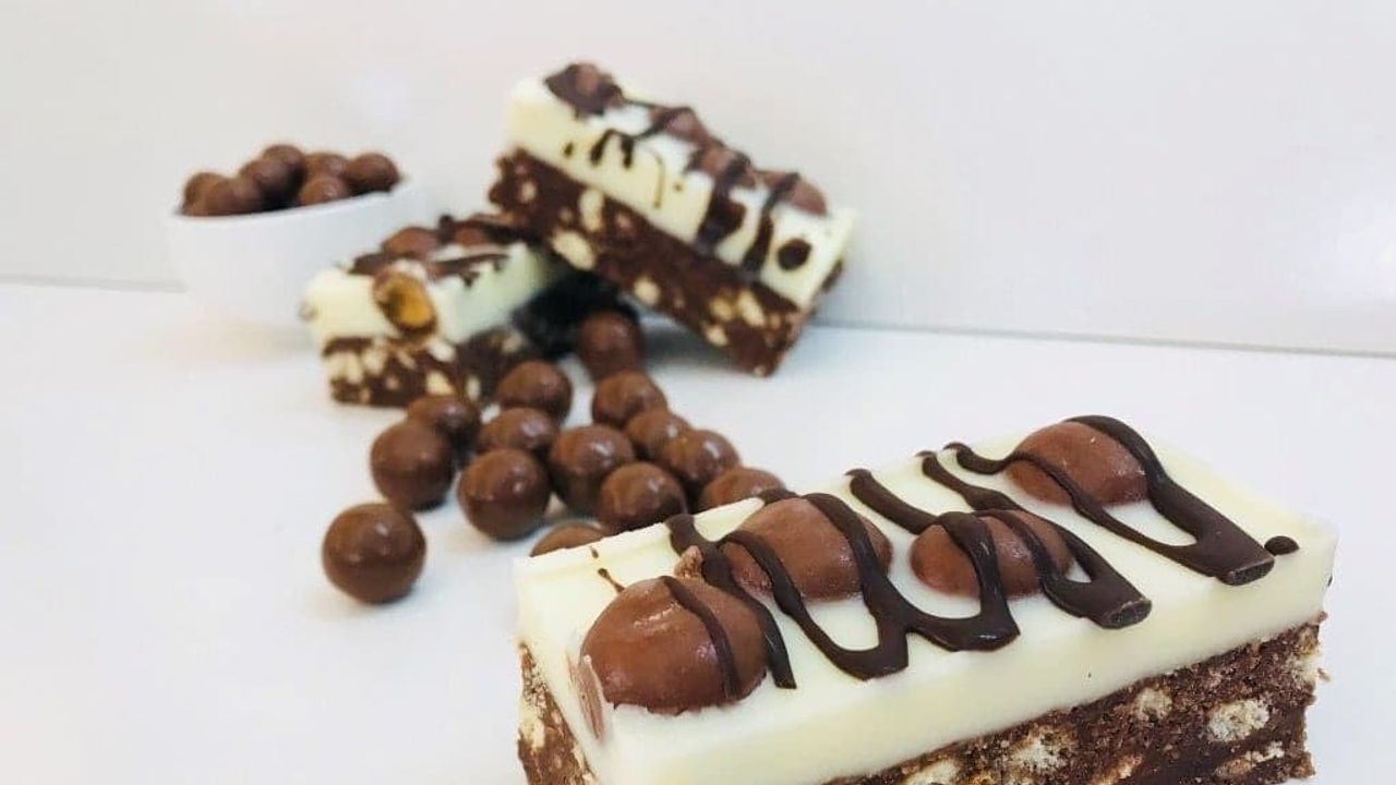 Malteser Slice