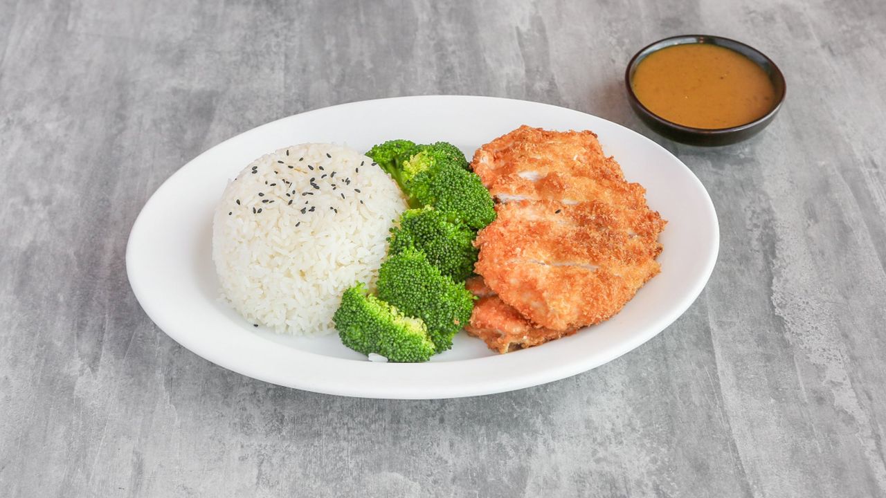 Japanese Style Curry Chicken Fillet on Steam Rice