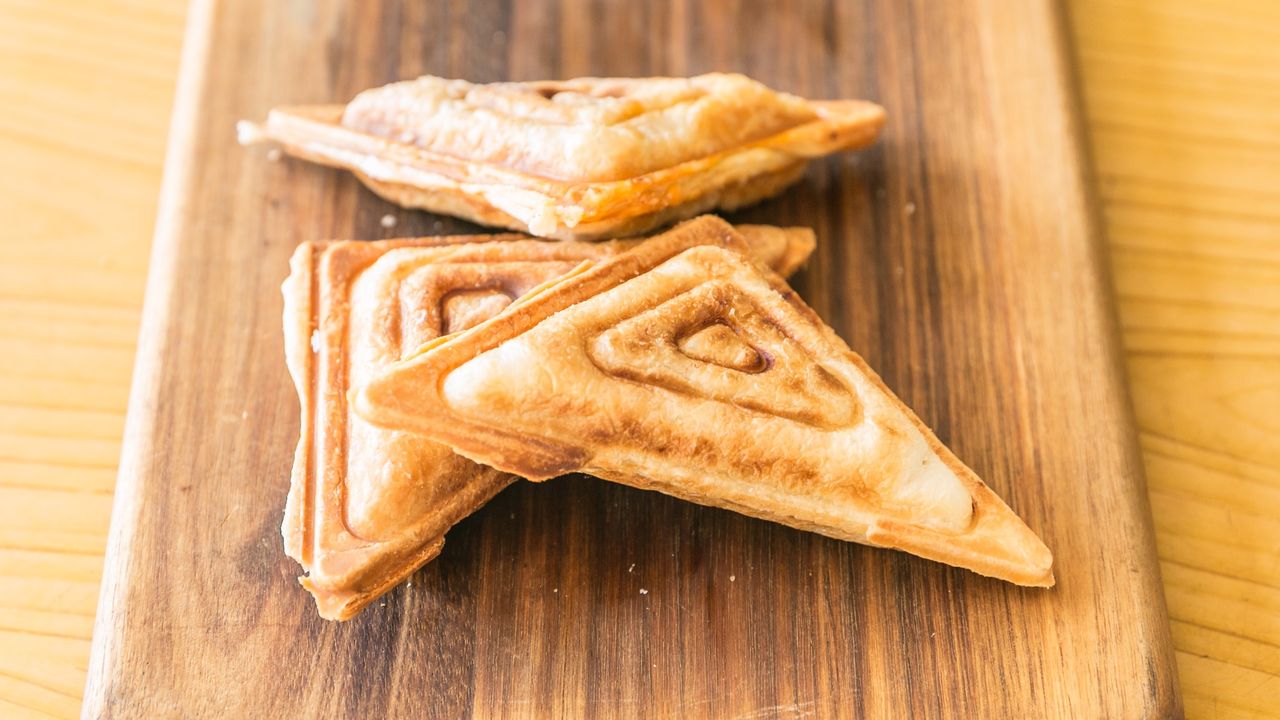 Curry Puff (Favourite)