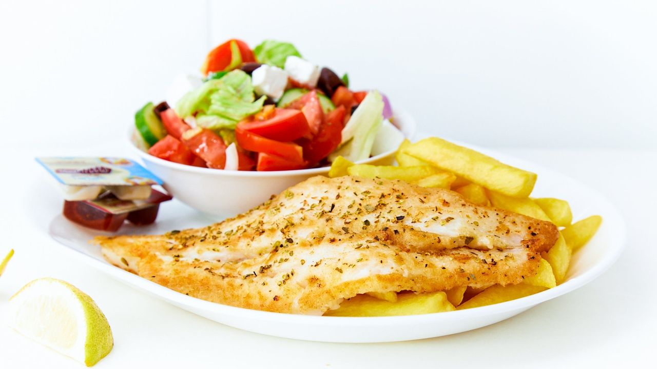 Grilled Fish Fillet Seasoned with Lemon & Oregano