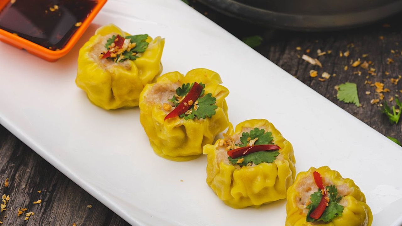 Kanom Jeeb (4 Pieces)