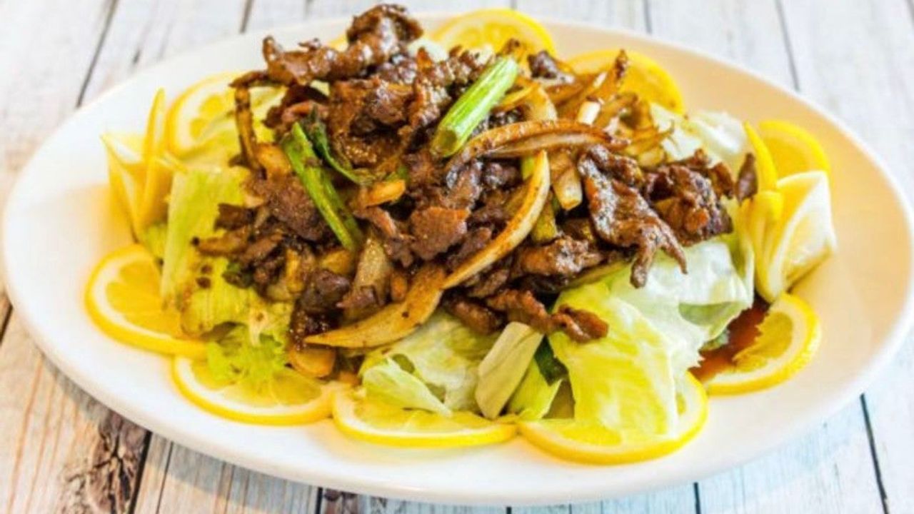 Vietnamese Beef with Pepper & Lemon Sauce