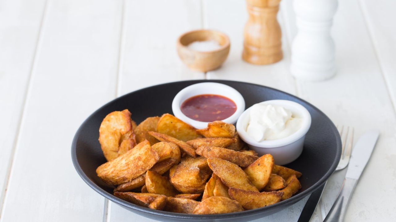 Wedges with Cheese and Bacon