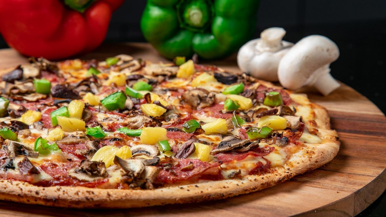 Hawaiian Pizza