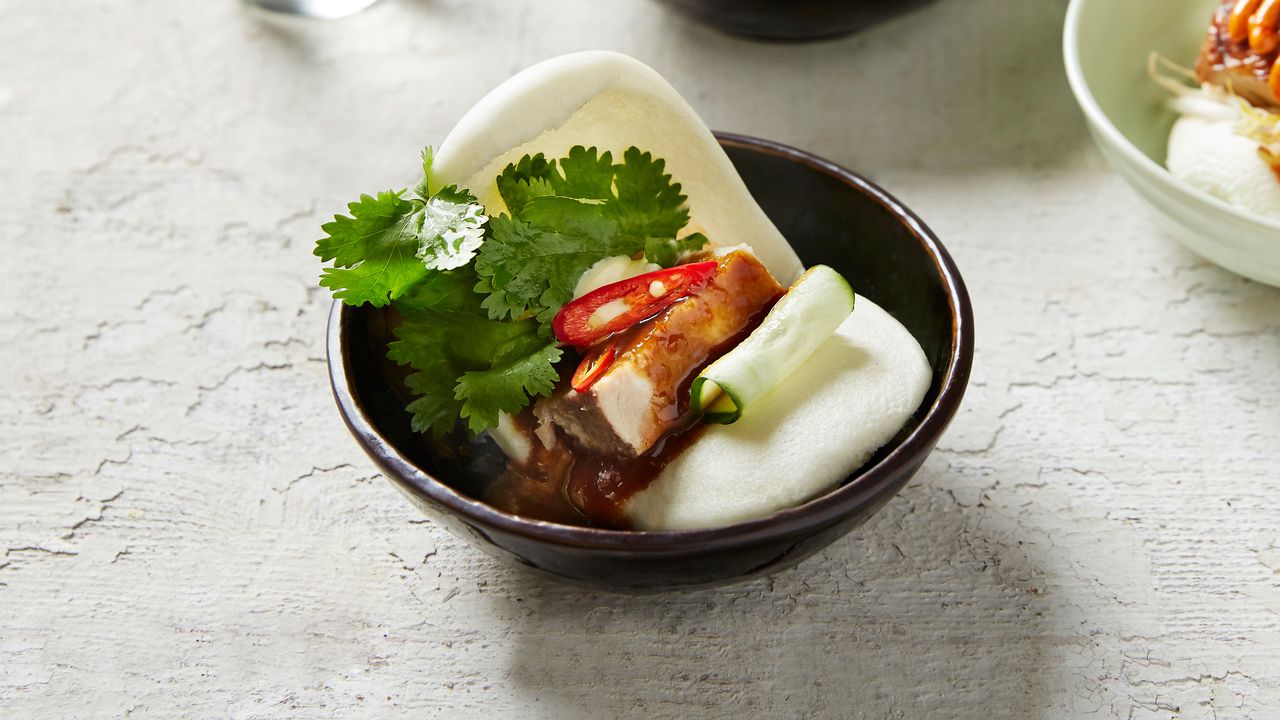 B5. Pork Belly / Bánh Bao Kẹp Thịt Heo